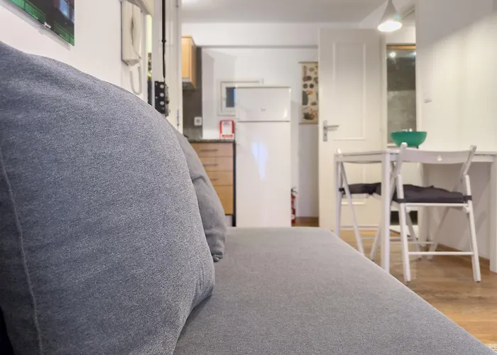 Апартаменты Contemporary In Chiado 2