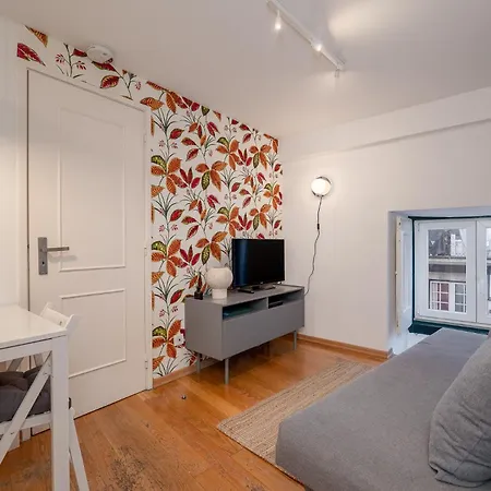 Contemporary In Chiado 2 *