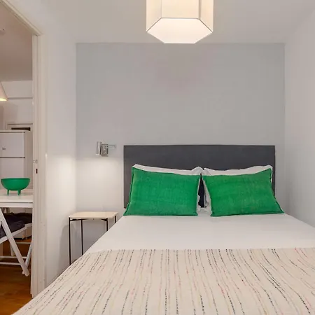 Contemporary In Chiado 2 Apartment Lisbon